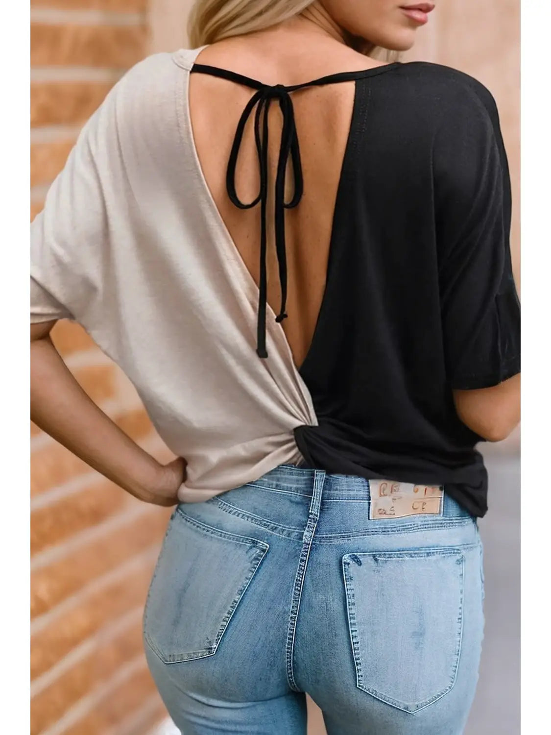 Nat Black Plunging Twist Back Color Block Short Sleeve Top