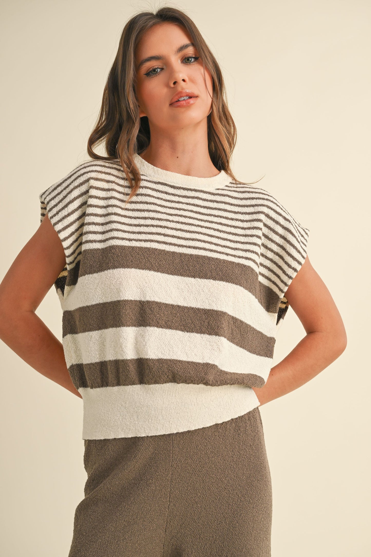 MIXED STRIPE PATTERN KNITTED TOP