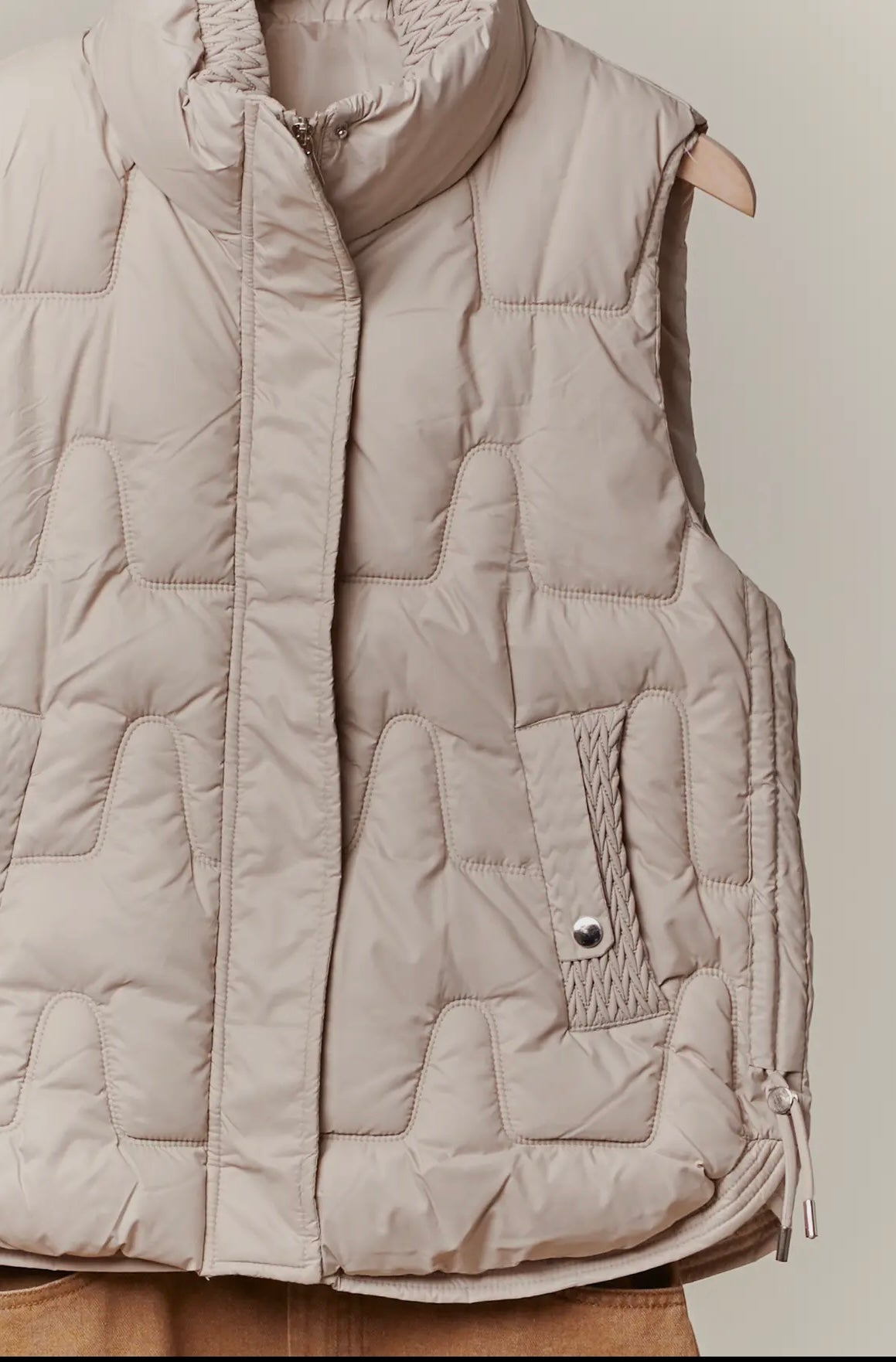 Mock Neck Puffer Vest (2) Colors